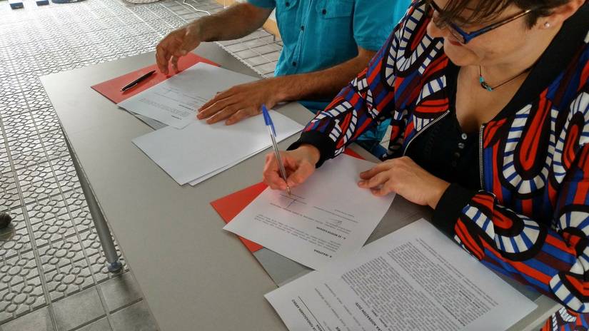 Euskal Wikilarien Kultur Elkarteak eta Azkue Fundazioaren arteko lankidetza-hitzarmena
