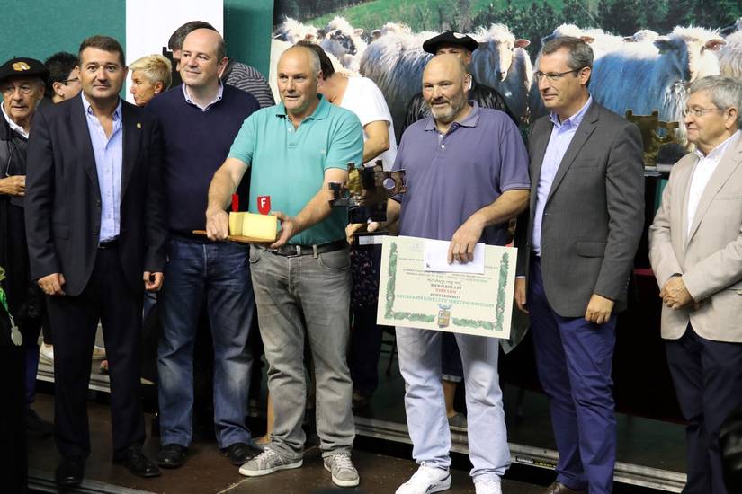 Aiako Jose Luis Odriozolak jaso du gazta onenaren saria