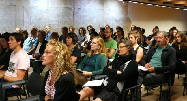 Haurren transexualitatea, euskara edota gazteria, UEUren Iruñeko ikastaroetan