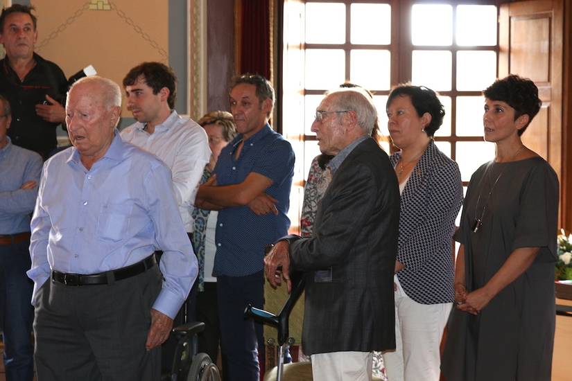 Loiola Batailoiko gudari Andres Egaña eta Inazio Ernabide omendu dituzte Bergaran