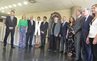 "Oinarri sendoekin" bete du LagunAro, EPSVk 50 urteko ibilbidea